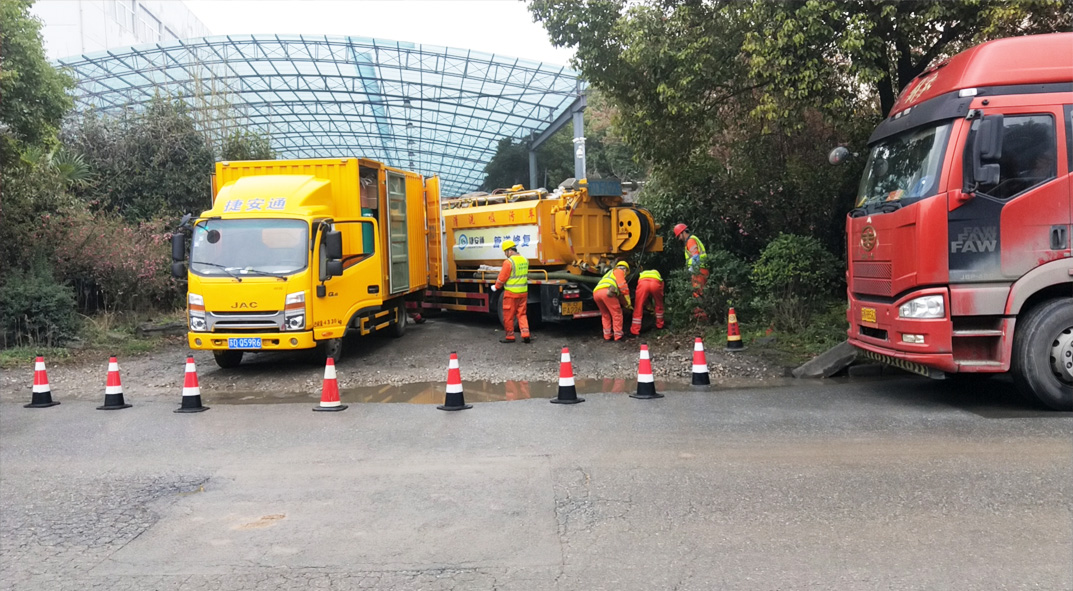 板桥镇成区雨污水管网“四位一体”检测疏通项目